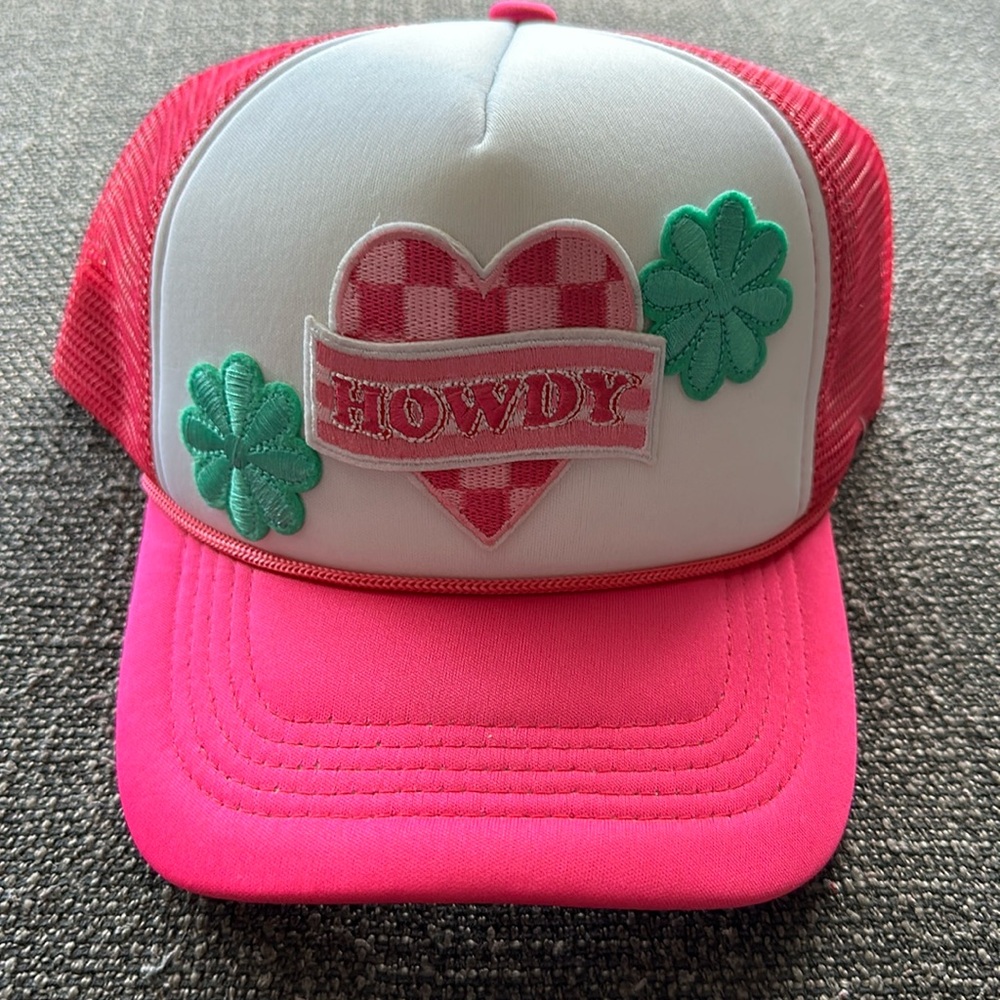 Hot pink “Howdy” truck